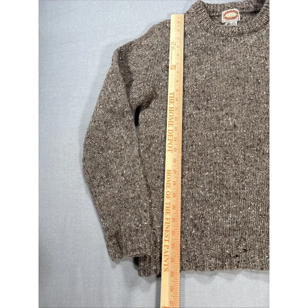 Vintage Banana Republic Sweater Mens Medium Pure Wool Crew Hong Kong 80s READ